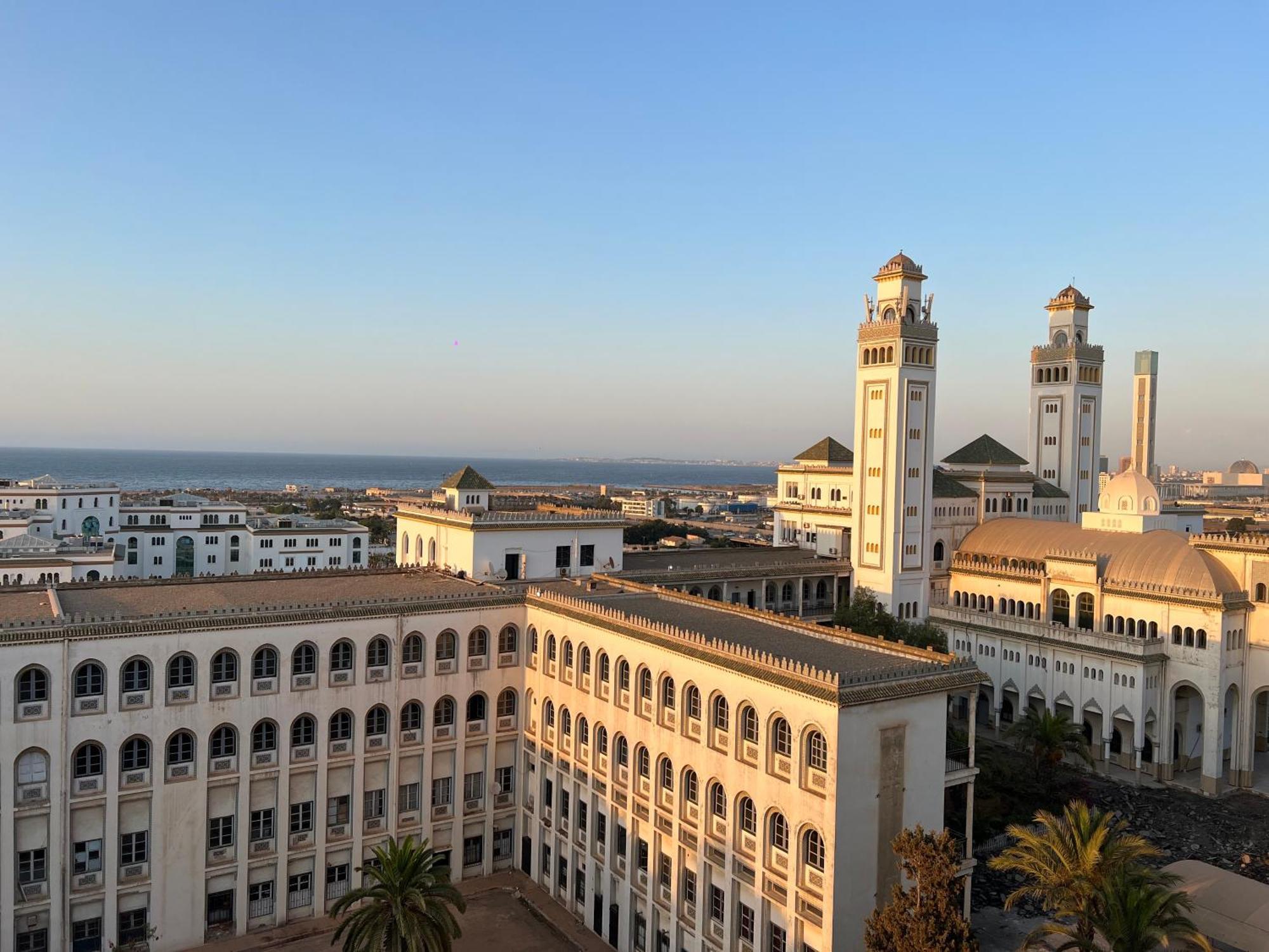 Baie D'Alger Apartment Exterior photo